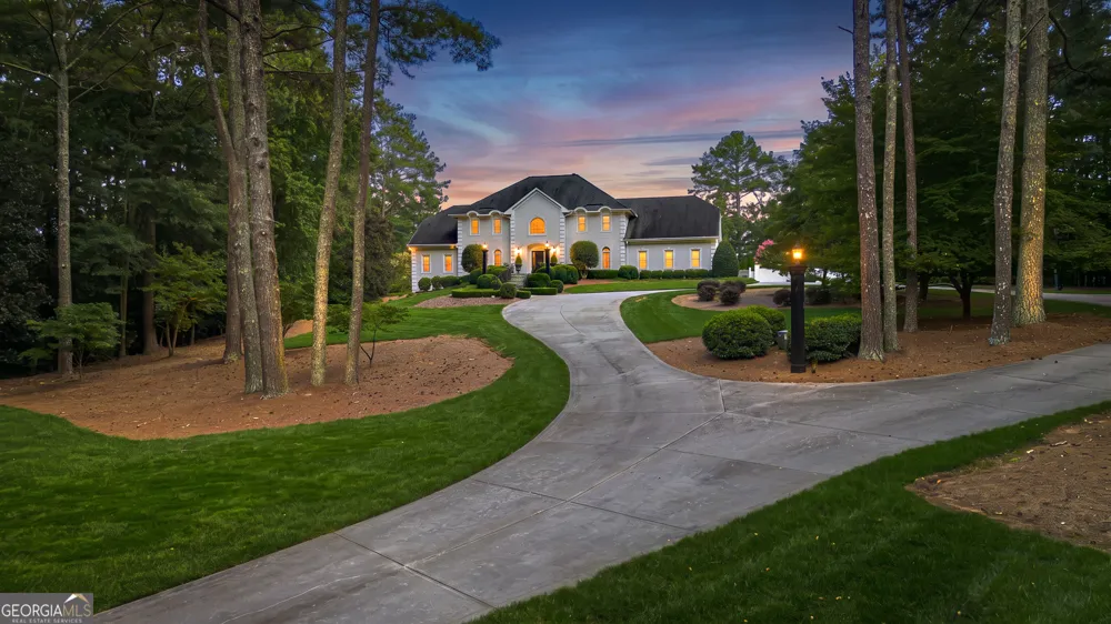 1985 Birmingham RD Alpharetta, GA 30004