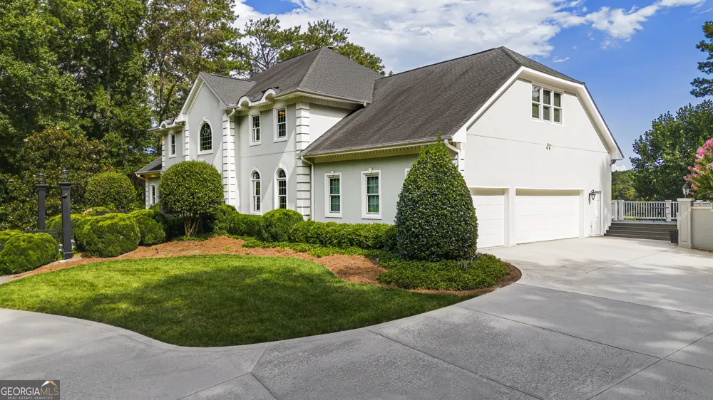 1985 Birmingham RD Alpharetta, GA 30004
