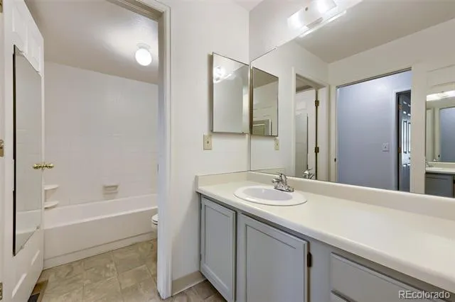 1383 W 88th Avenue #302 Thornton, CO 80260