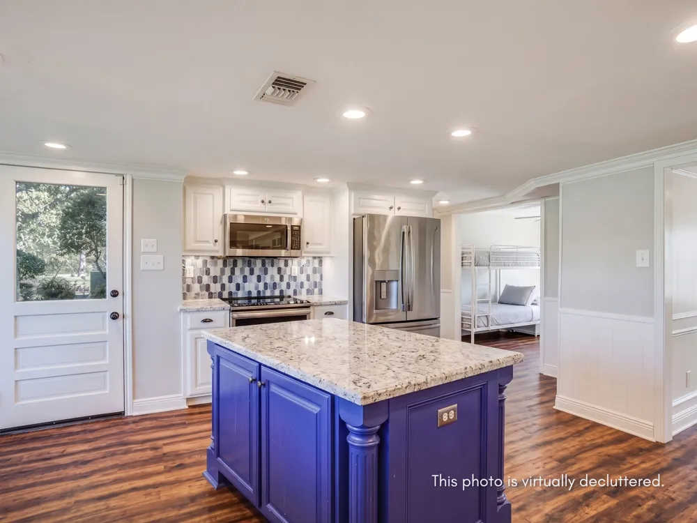 601 E Collard. Street Madisonville, TX 77864