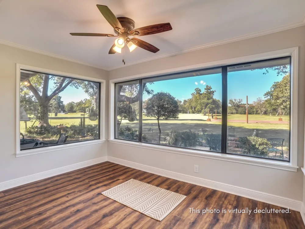 601 E Collard. Street Madisonville, TX 77864
