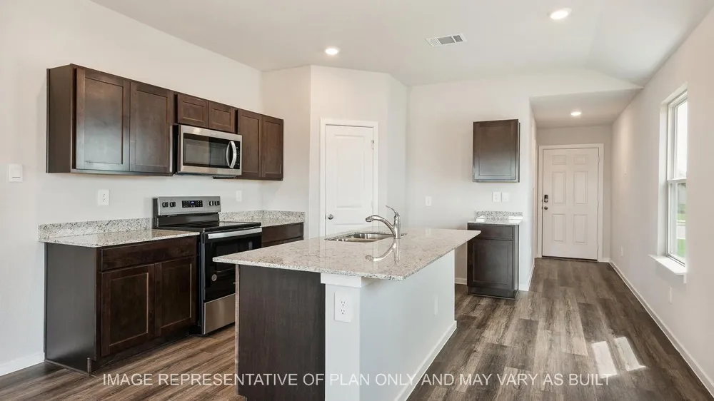 904 Lady Bird Lane College Station, TX 77845