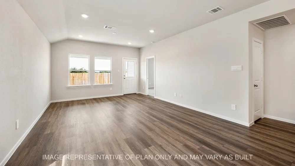 904 Lady Bird Lane College Station, TX 77845