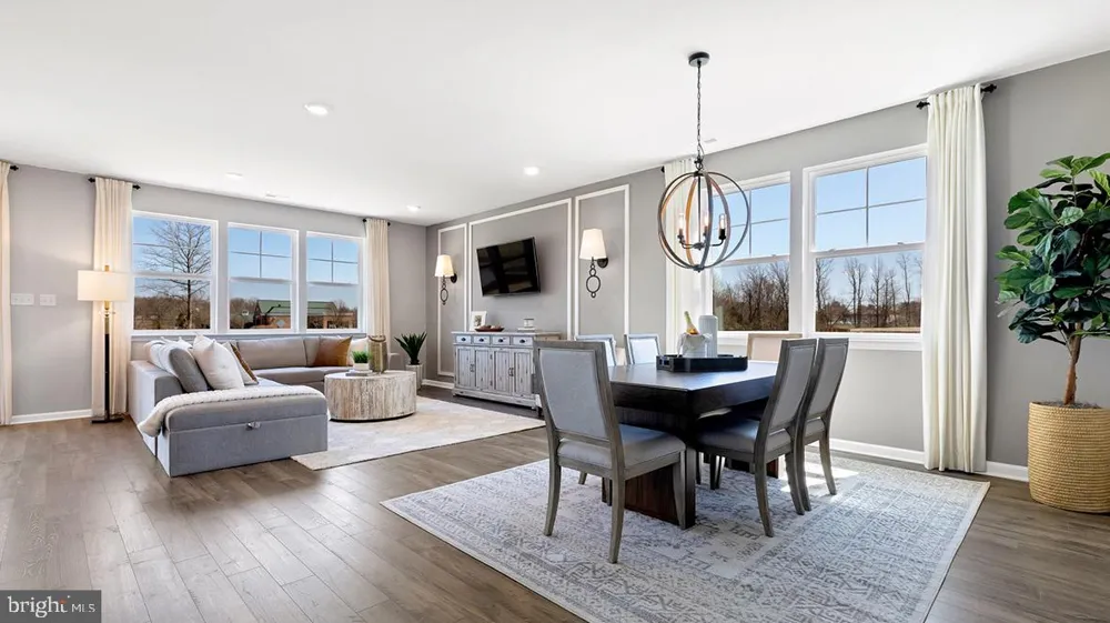 16 NORWICH LANE Moorestown, NJ 08057