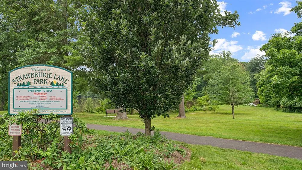 16 NORWICH LANE Moorestown, NJ 08057