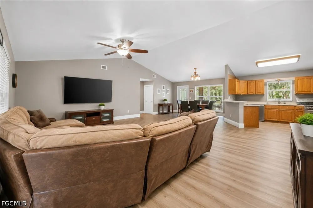 S Oak Street Labelle, FL 33935