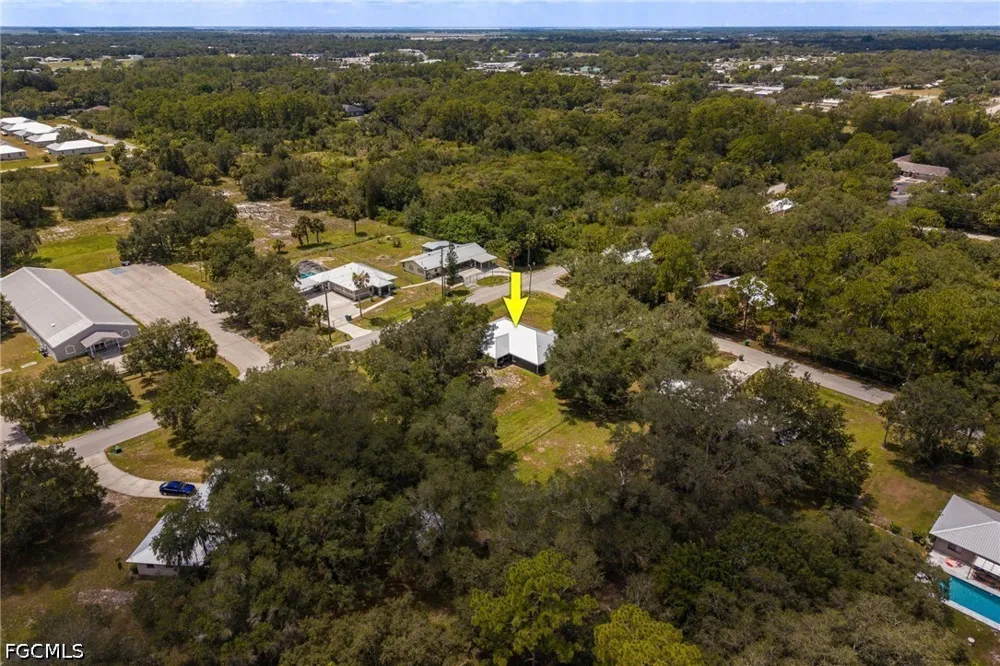 S Oak Street Labelle, FL 33935