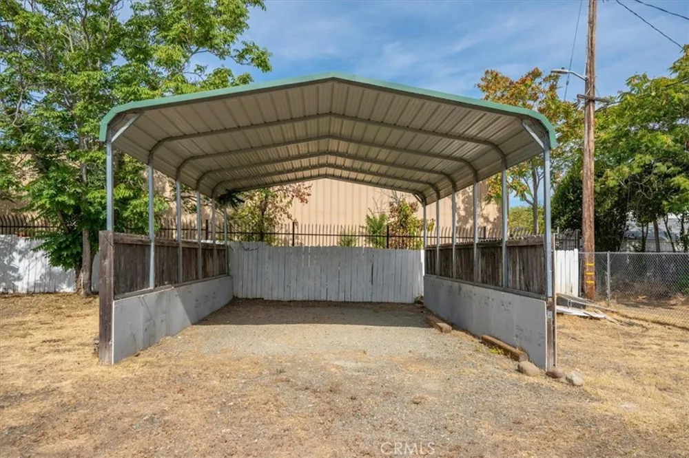 2634 Lanning Redding, CA 96001