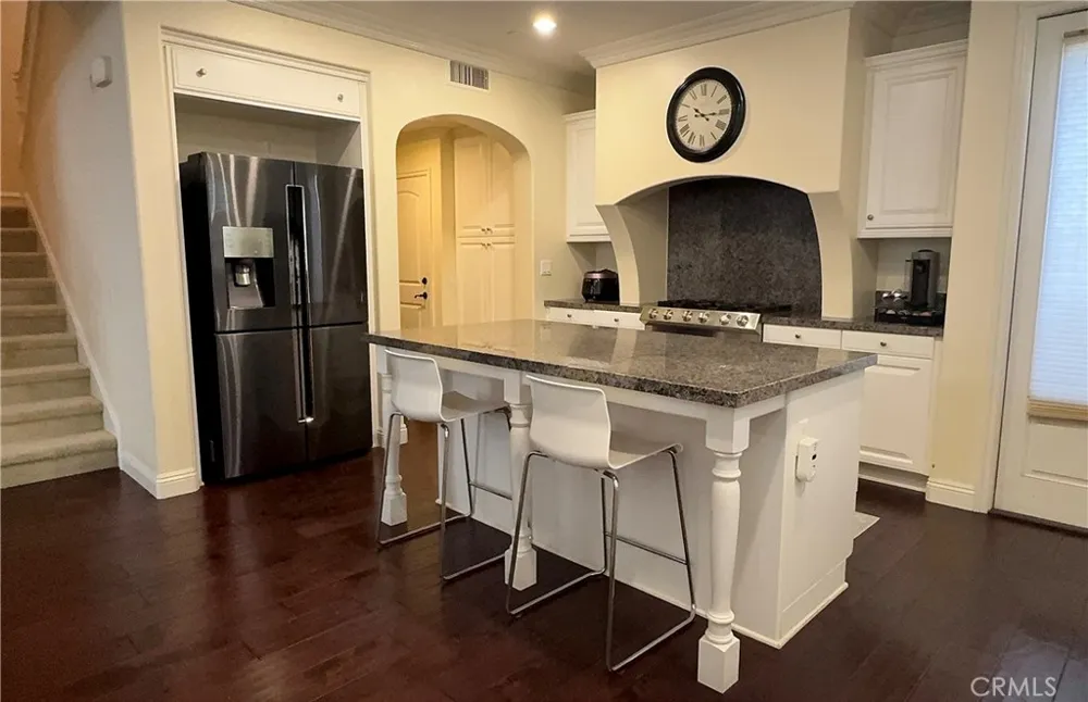 39 Arrowhead Irvine, CA 92618