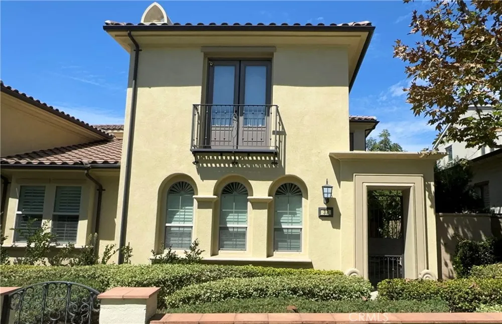 39 Arrowhead Irvine, CA 92618