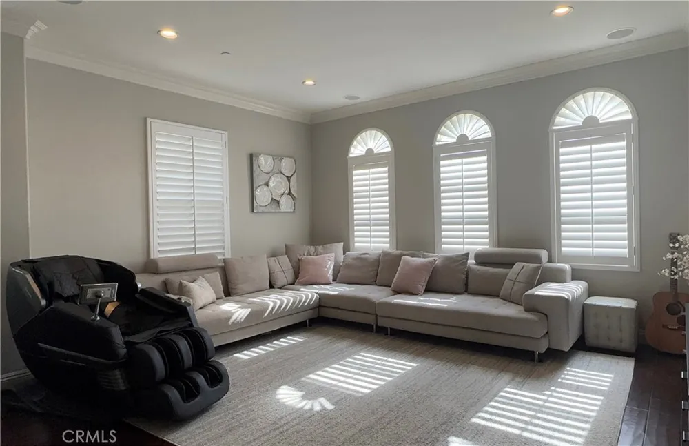 39 Arrowhead Irvine, CA 92618