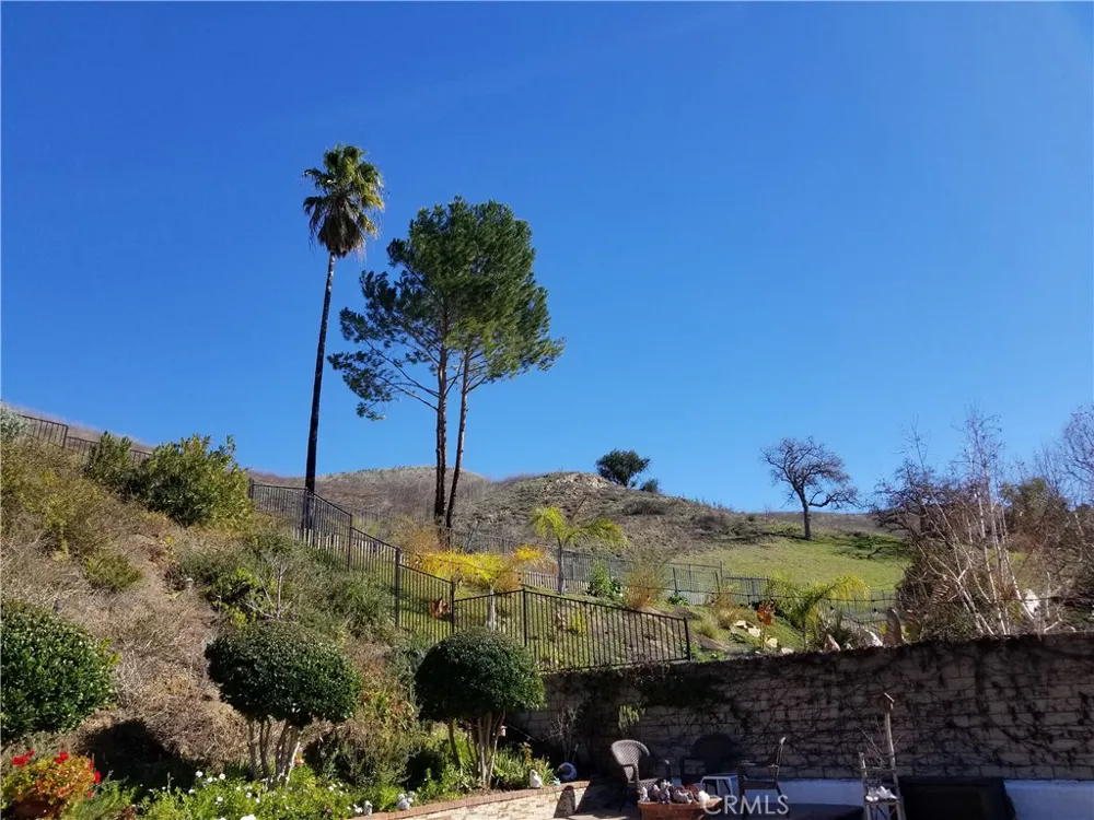5920 Carell Agoura Hills, CA 91301