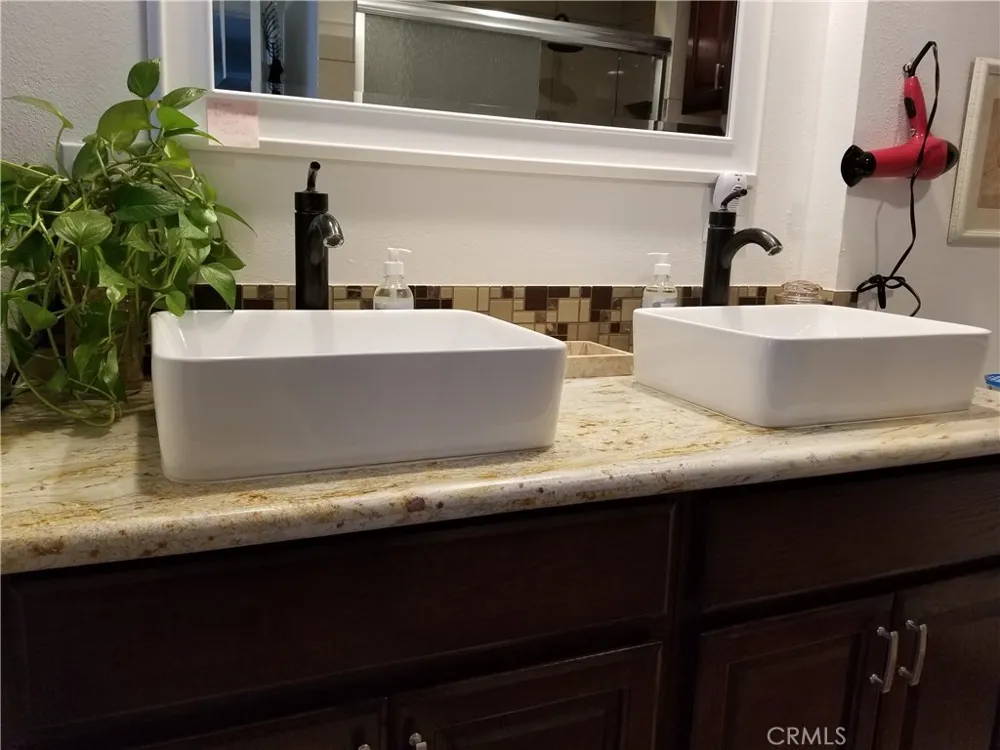 5920 Carell Agoura Hills, CA 91301