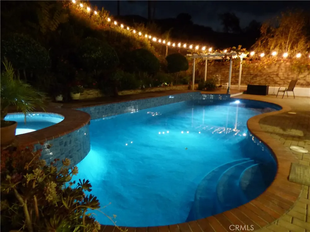 5920 Carell Agoura Hills, CA 91301