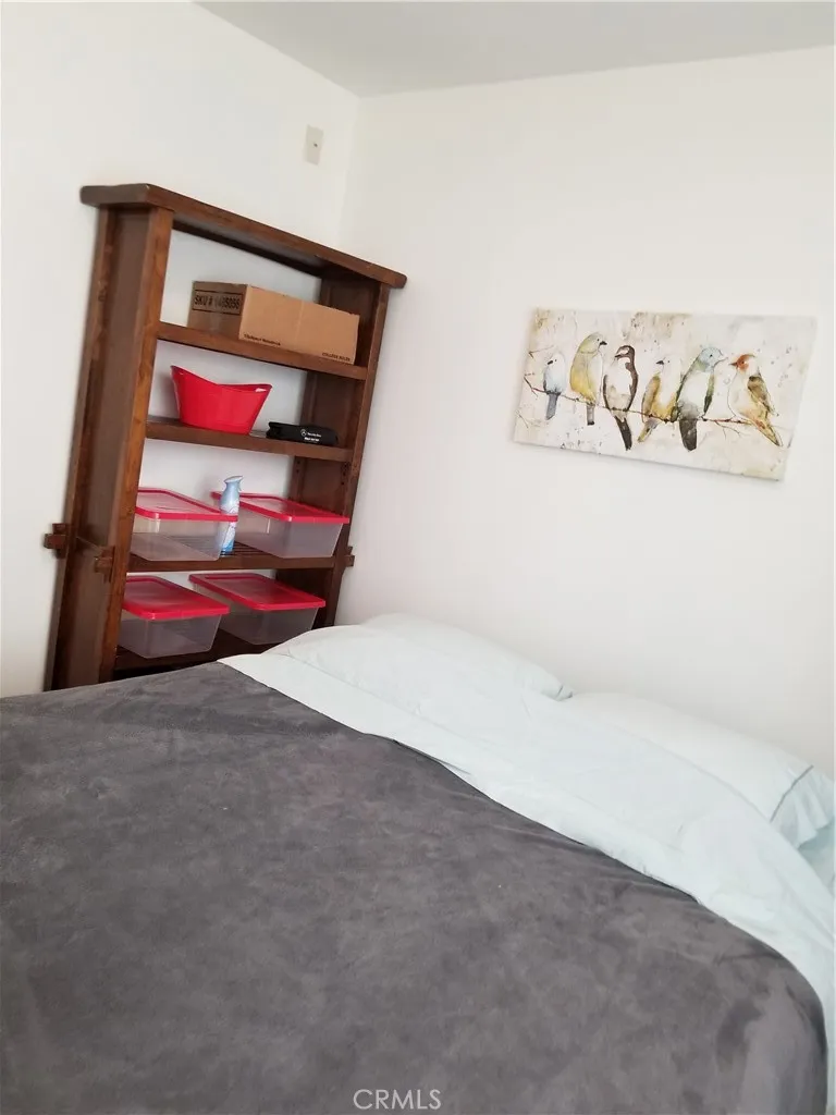 5920 Carell Agoura Hills, CA 91301