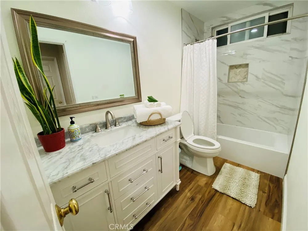 5864 Vista Santa Catarina San Diego, CA 92154