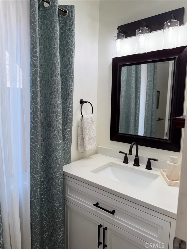 5864 Vista Santa Catarina San Diego, CA 92154