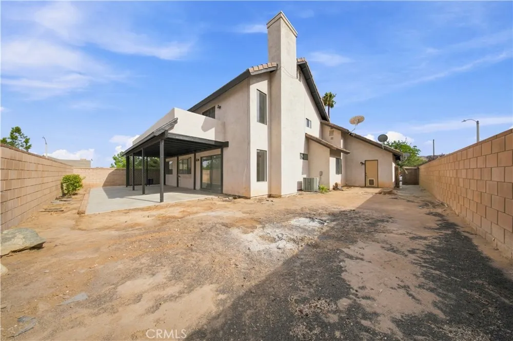 2001 Comstock Court Palmdale, CA 93551