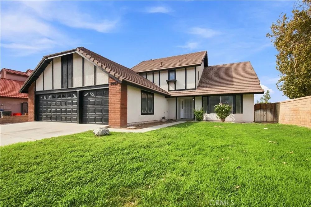 2001 Comstock Court Palmdale, CA 93551