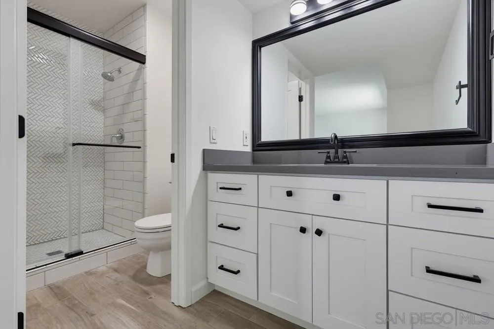 3249 Caminito Eastbluff #31 La Jolla, CA 92037