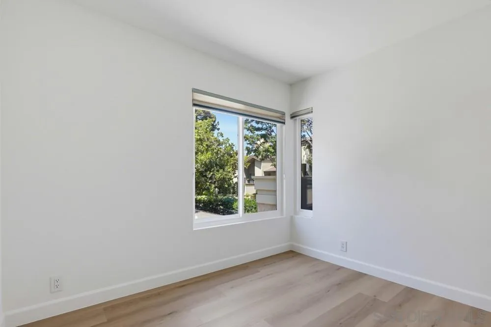 3249 Caminito Eastbluff #31 La Jolla, CA 92037
