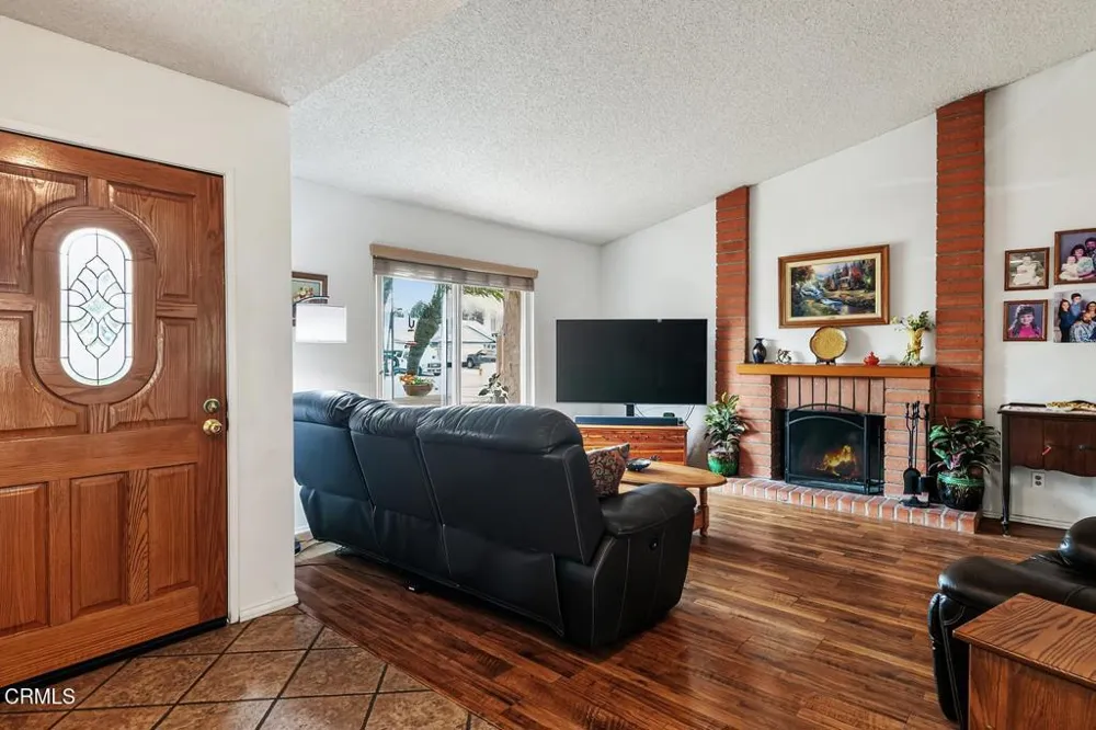 1553 Sierra Madre Drive Camarillo, CA 93010