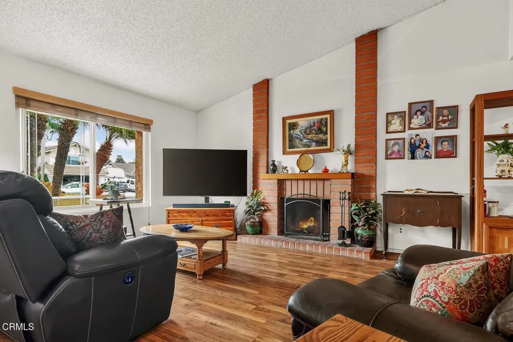 1553 Sierra Madre Drive Camarillo, CA 93010