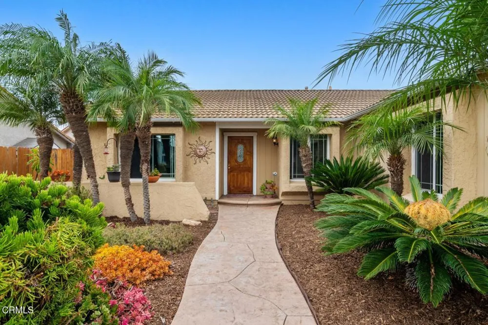 1553 Sierra Madre Drive Camarillo, CA 93010