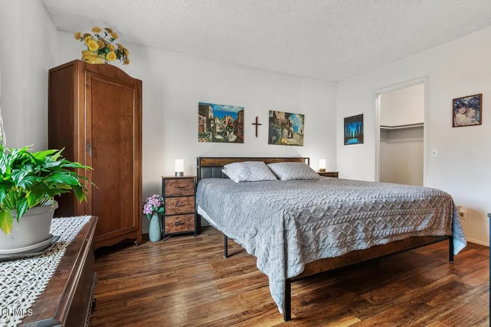 1553 Sierra Madre Drive Camarillo, CA 93010
