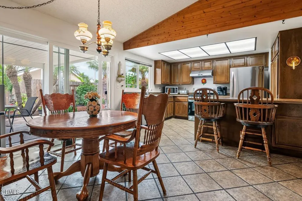 1553 Sierra Madre Drive Camarillo, CA 93010