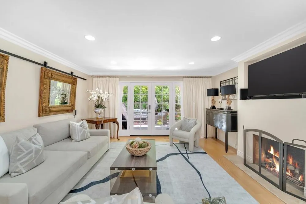 600 Pennsylvania Avenue #22 Los Gatos, CA 95030