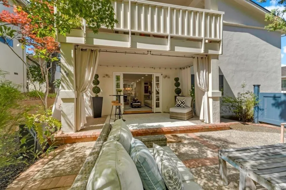 600 Pennsylvania Avenue #22 Los Gatos, CA 95030