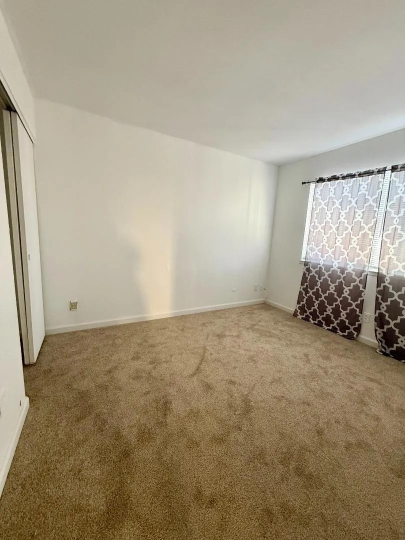 2403 Bordeaux Avenue Stockton, CA 95210