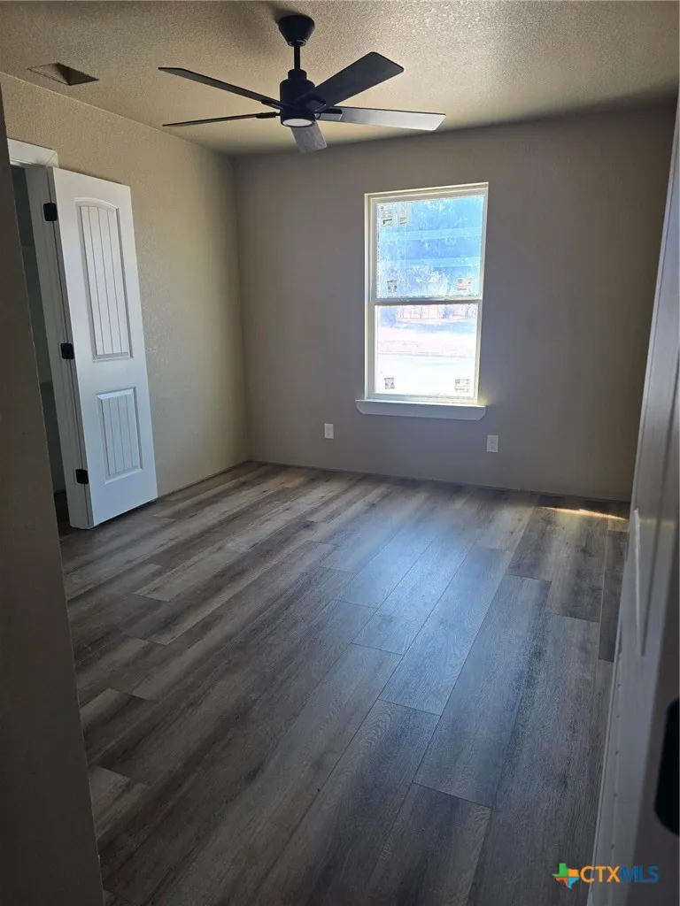 502 14th Street Gatesville, TX 76528