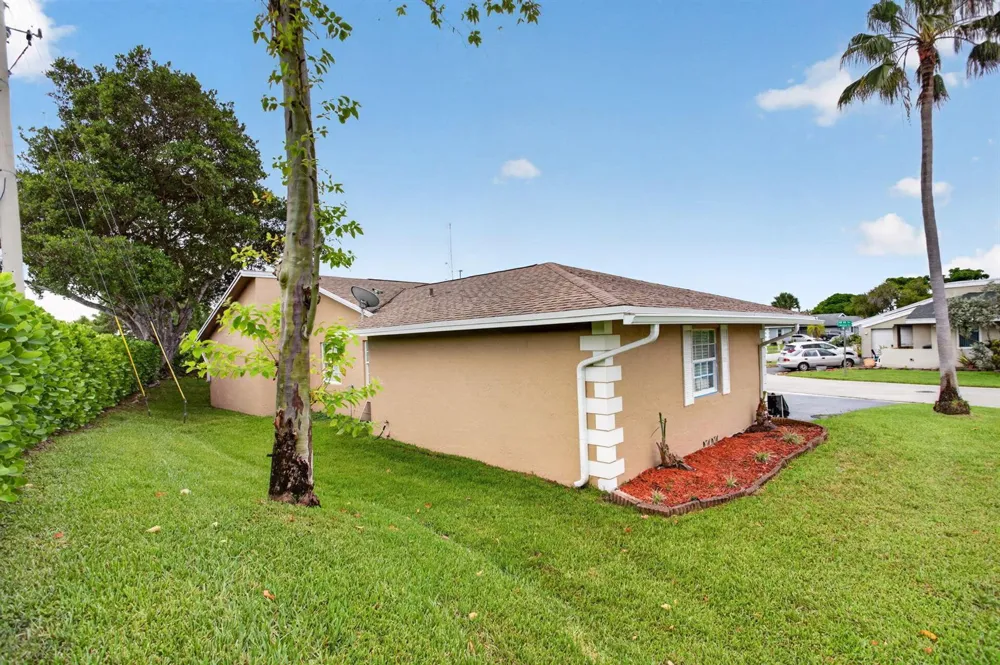 7516 NW 88th Terrace Tamarac, FL 33321