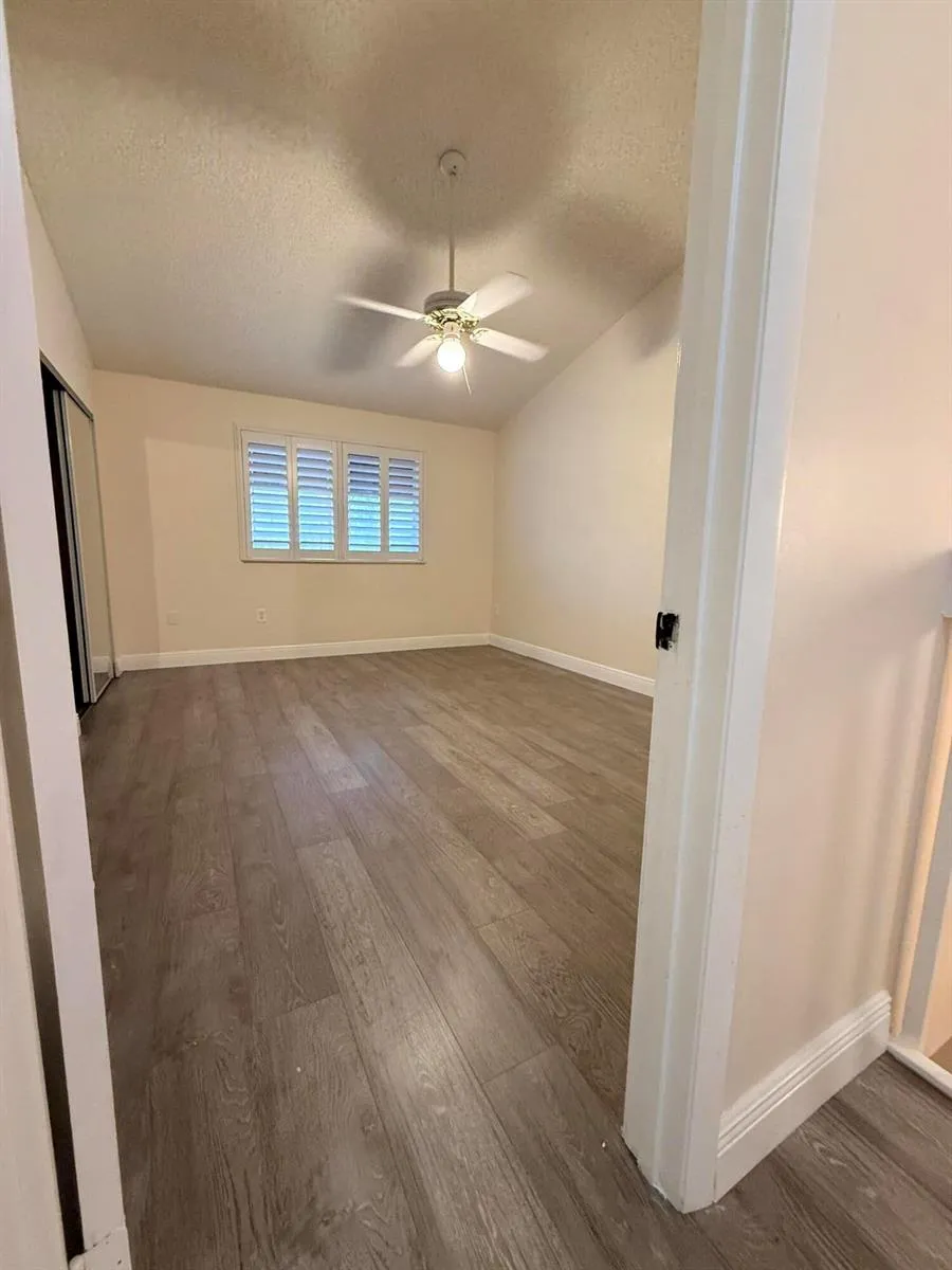612 UNIVERSITY DRIVE Plantation, FL 33324