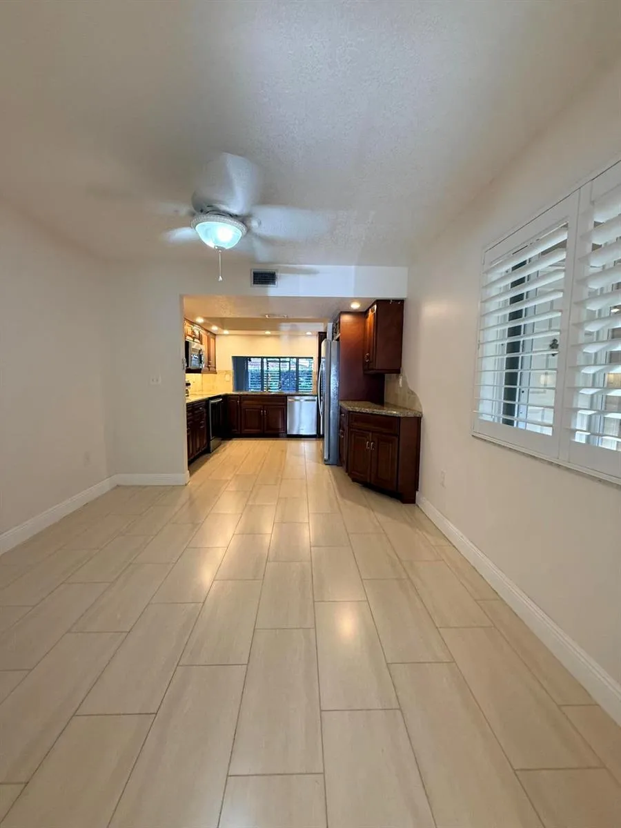 612 UNIVERSITY DRIVE Plantation, FL 33324