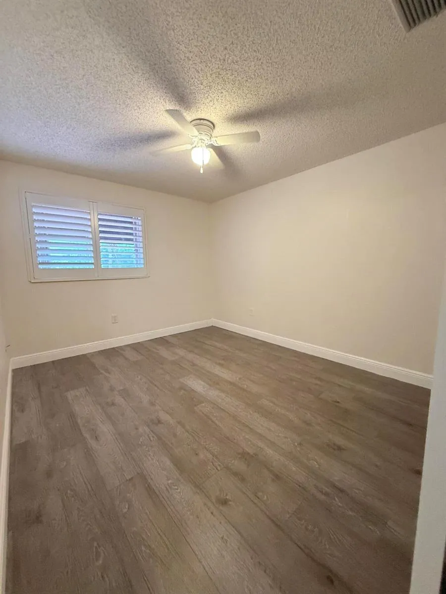 612 UNIVERSITY DRIVE Plantation, FL 33324