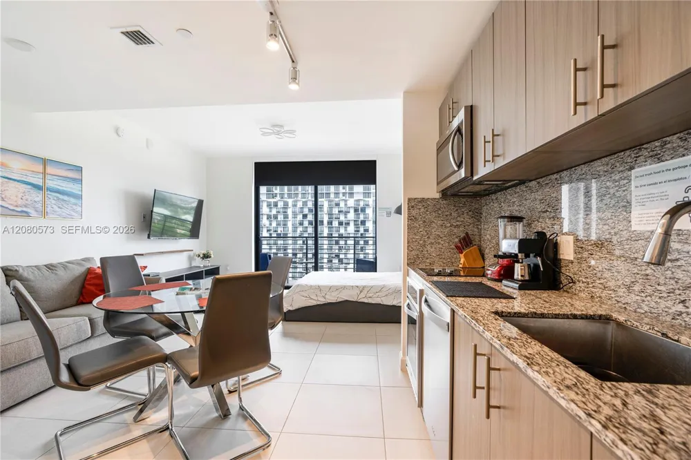 5350 NW 84th Ave #1516 Doral, FL 33166