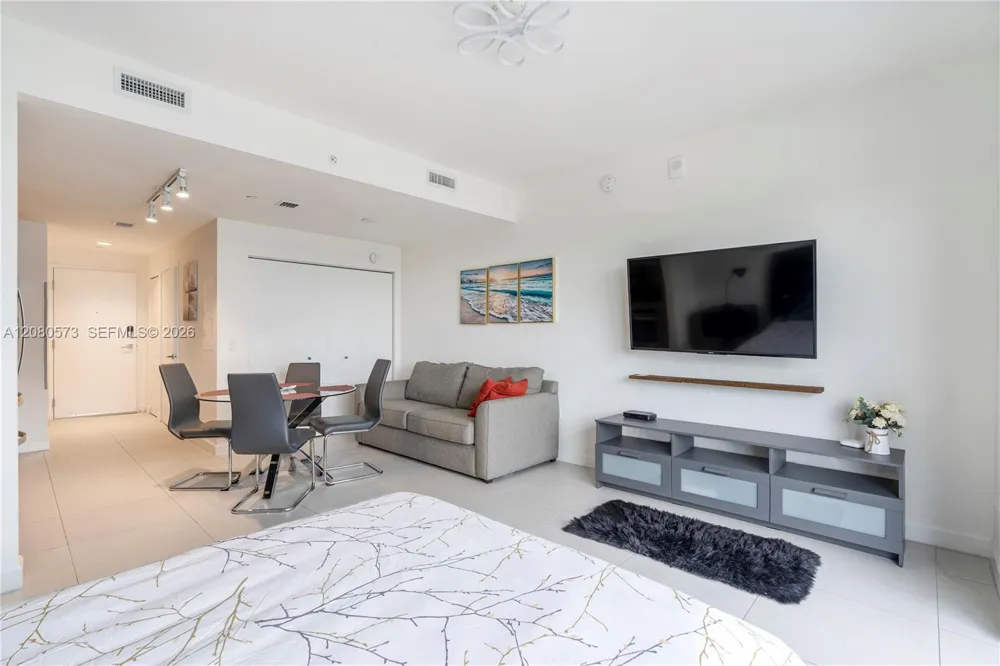 5350 NW 84th Ave #1516 Doral, FL 33166