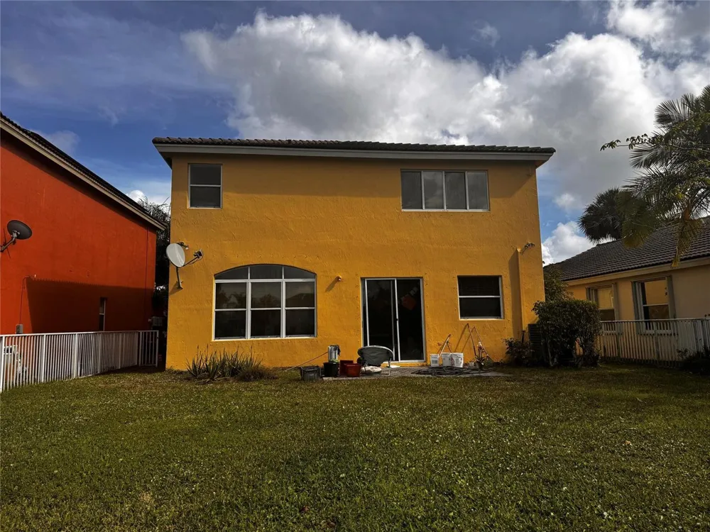 1820 NW 78th Avenue Pembroke Pines, FL 33024