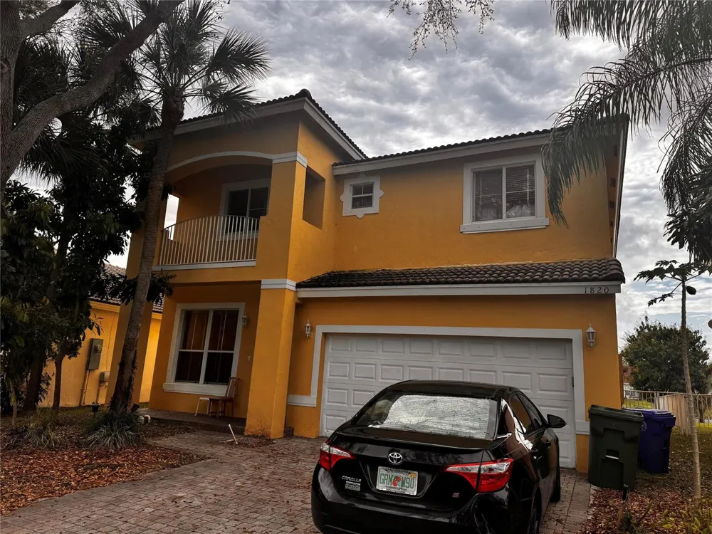 1820 NW 78th Avenue Pembroke Pines, FL 33024