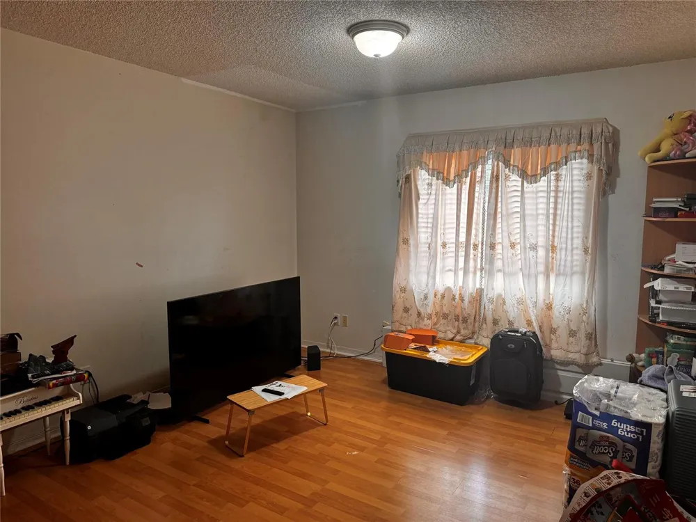 1820 NW 78th Avenue Pembroke Pines, FL 33024