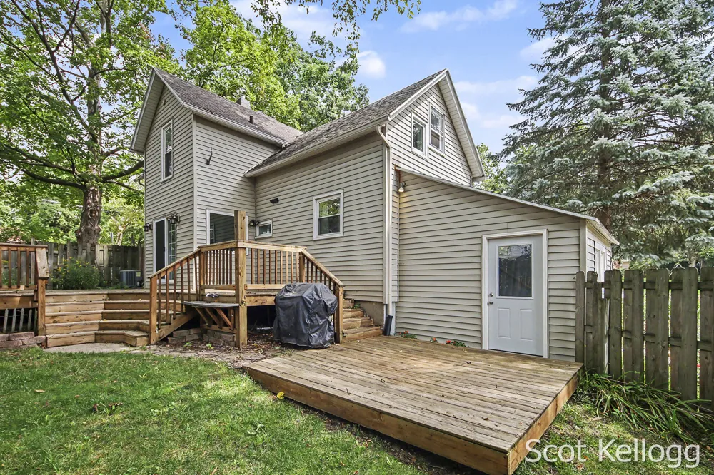 1800 Boston Street SE Grand Rapids City, MI 49506