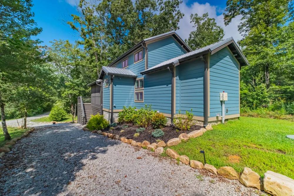 246 Hemlock Cv Tracy City, TN 37387