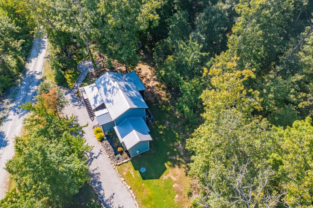246 Hemlock Cv Tracy City, TN 37387