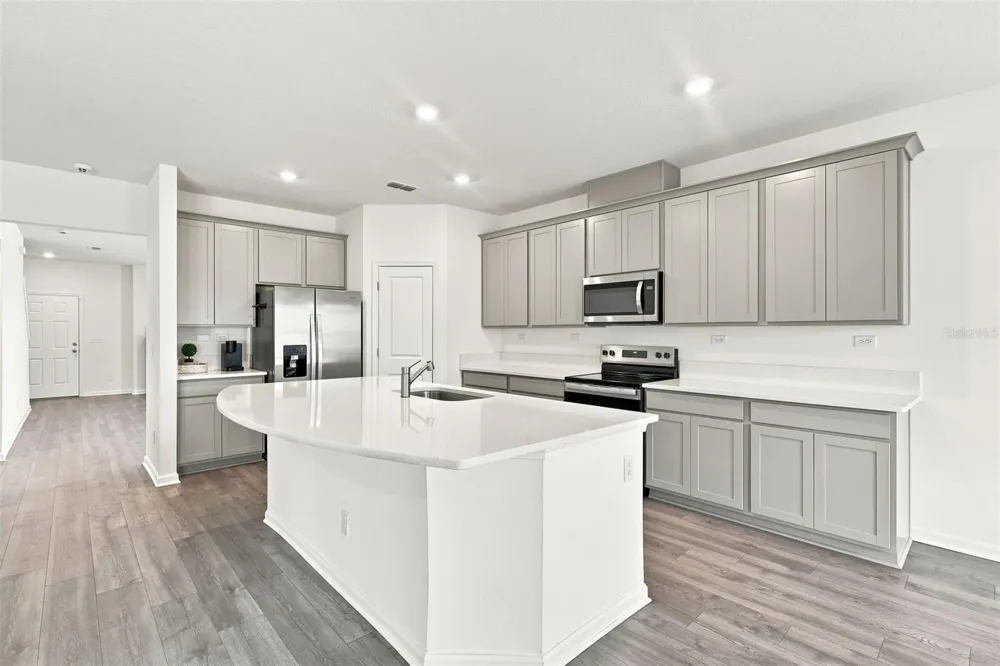 4768 ARGAND DRIVE Jacksonville, FL 32218