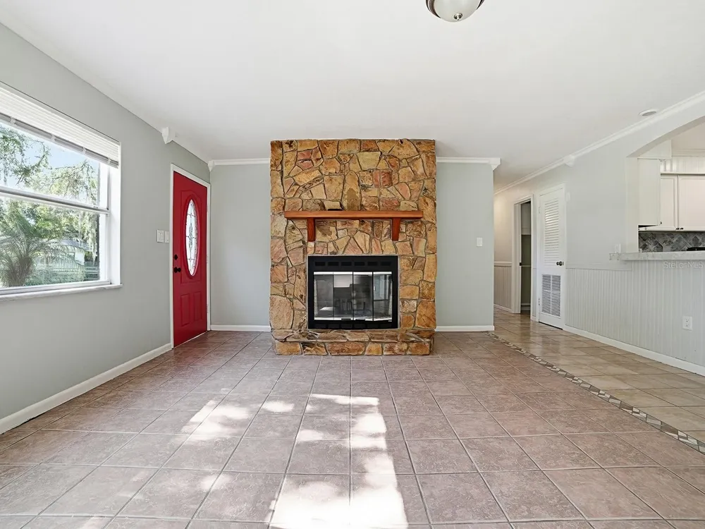 1361 PETERS DRIVE Leesburg, FL 34748