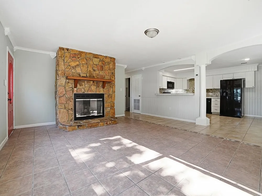 1361 PETERS DRIVE Leesburg, FL 34748
