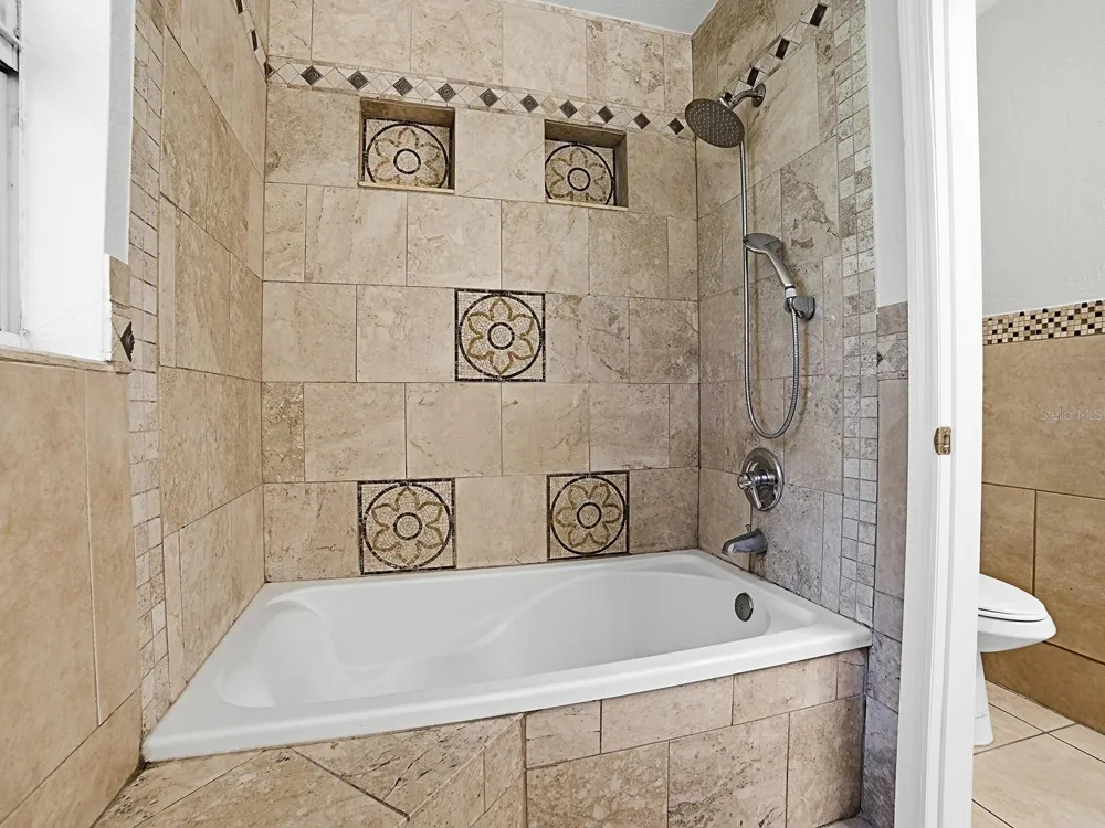 1361 PETERS DRIVE Leesburg, FL 34748